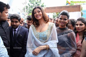 Sushmita Sen Sashi Vangapalli Store