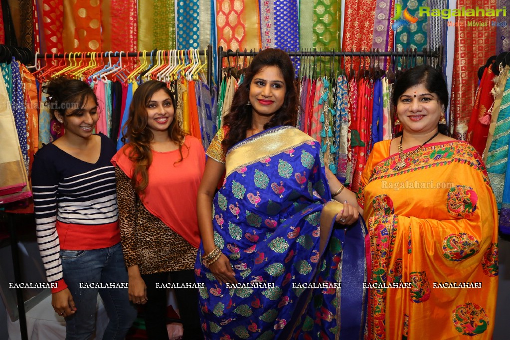 Satvi Lingala inaugurates Akritti Elite Exhibition & Sale (September 2017) at Taj Deccan, Hyderabad