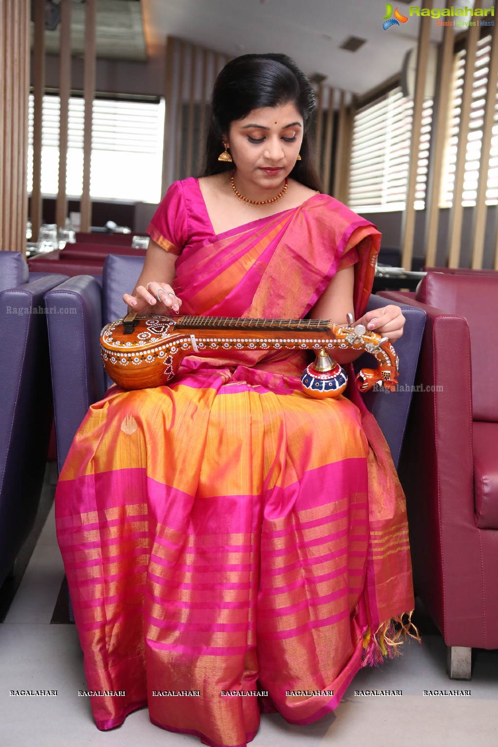 World Record Attempt by Veena Srivani Parankusham at Daspalla Hotel