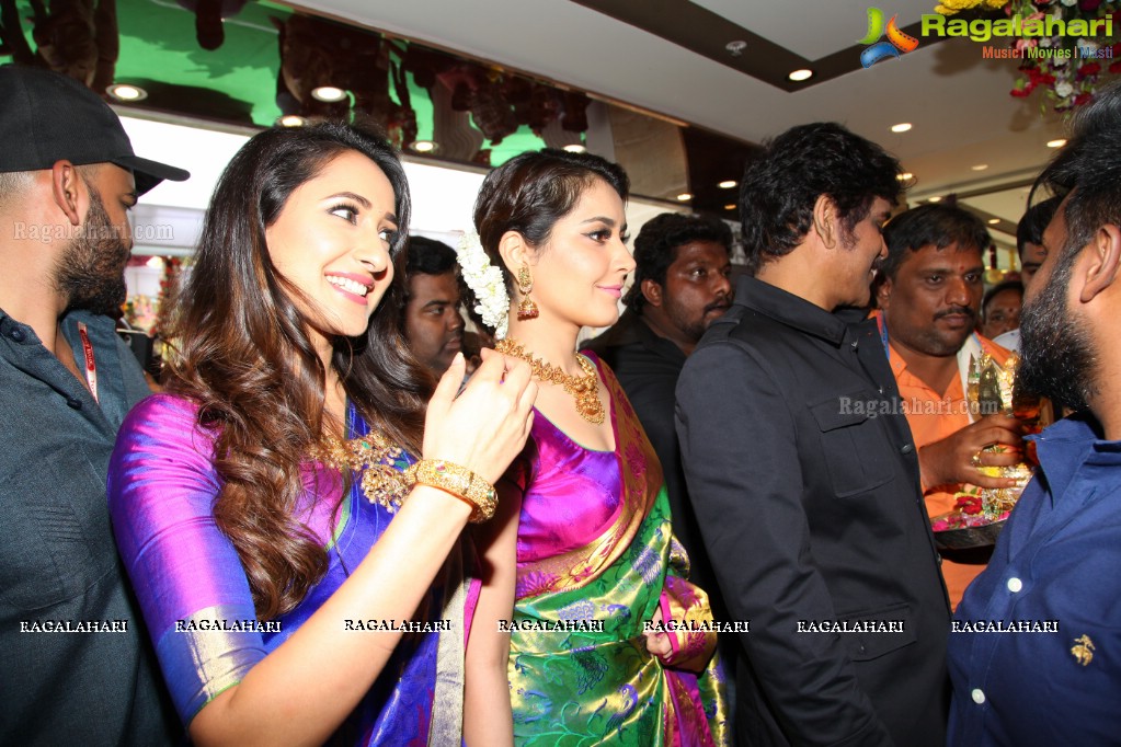 Akkineni Nagarjuna launches South India Shopping Mall at Madinaguda