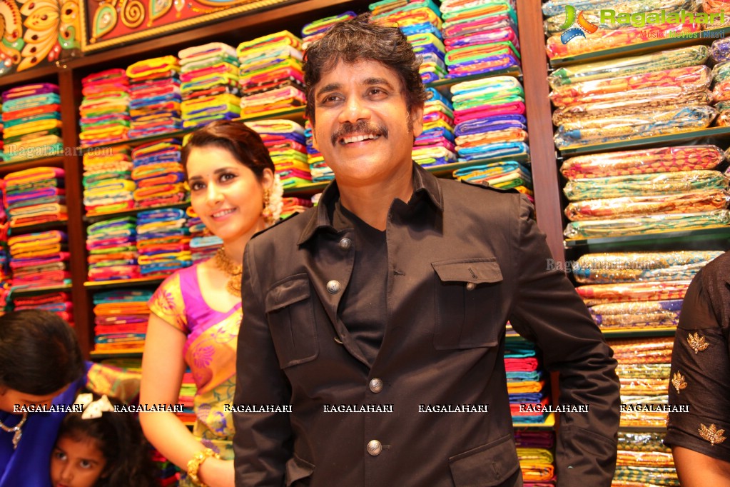 Akkineni Nagarjuna launches South India Shopping Mall at Madinaguda