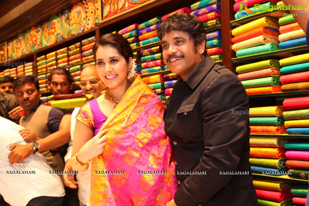 Akkineni Nagarjuna launches South India Shopping Mall at Madinaguda