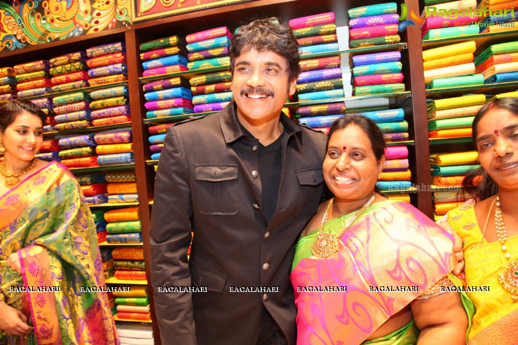 Akkineni Nagarjuna launches South India Shopping Mall at Madinaguda