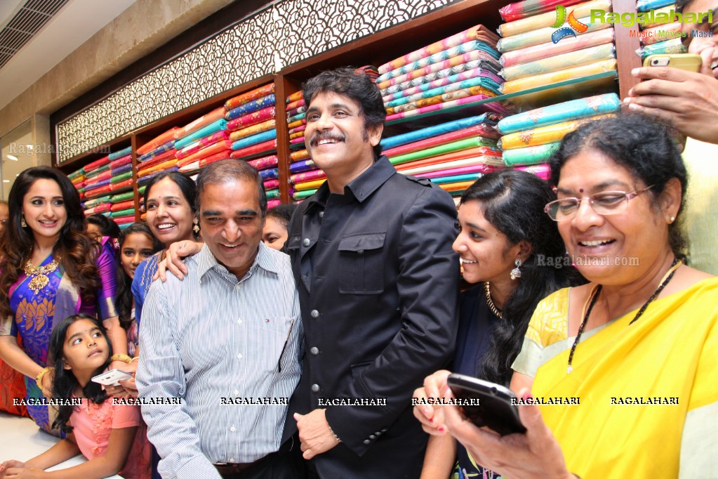 Akkineni Nagarjuna launches South India Shopping Mall at Madinaguda