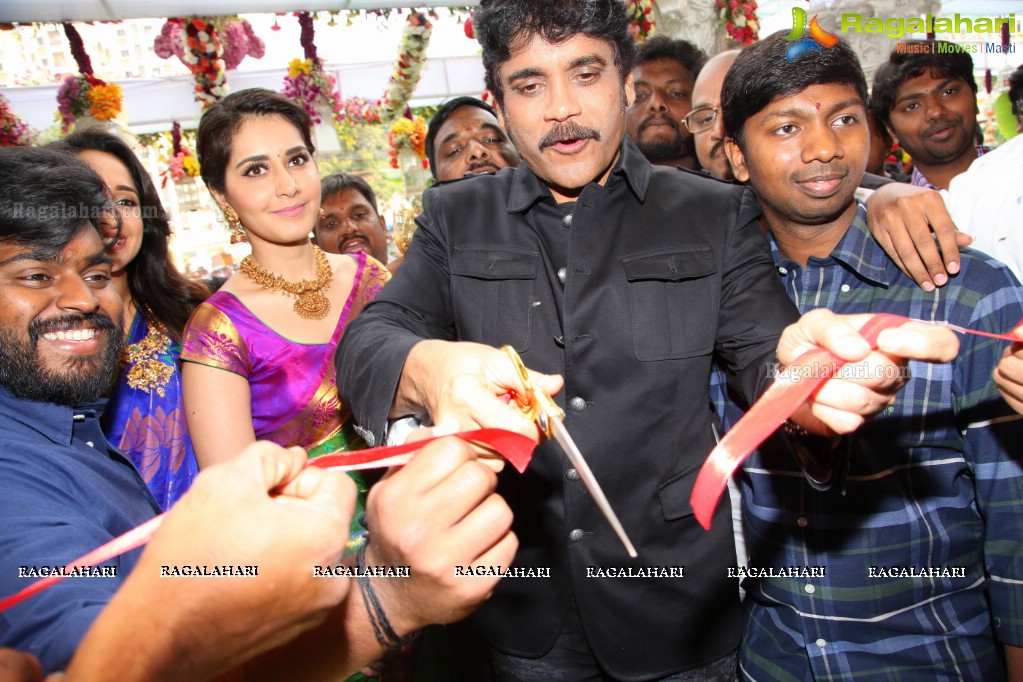 Akkineni Nagarjuna launches South India Shopping Mall at Madinaguda