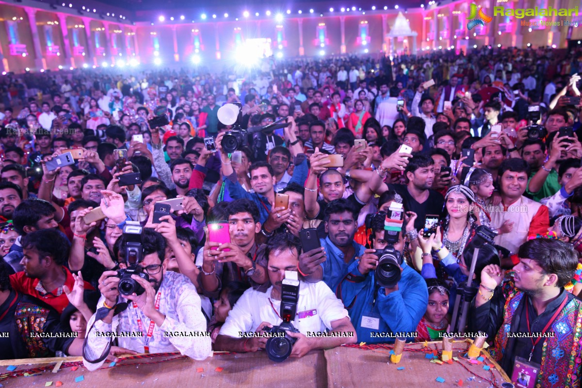 Tamannaah at Dildar Dandiya 2017 (Day 4) at Classic Convention Three, Shamshabad