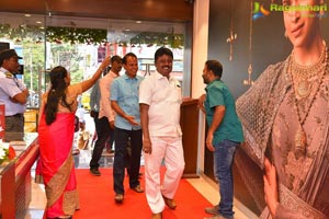 Tanishq Showroom Anantapur