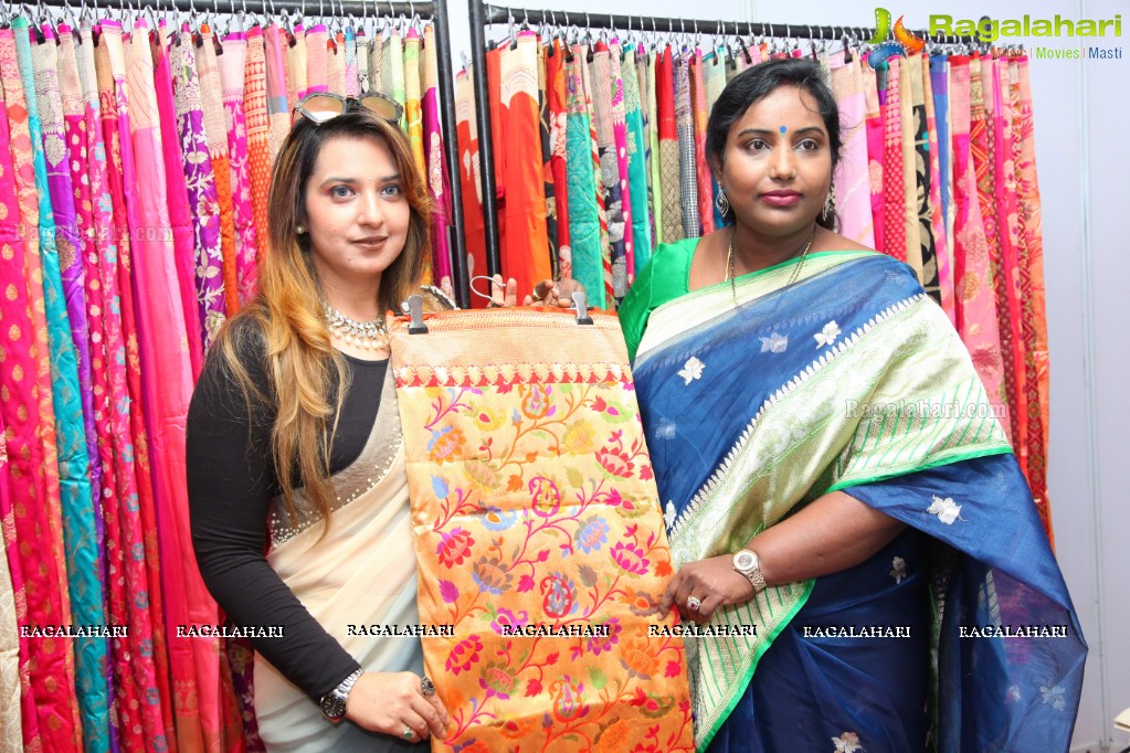 Neelya Bhavani launches Trendz Vivah Exhibition at Taj Krishna