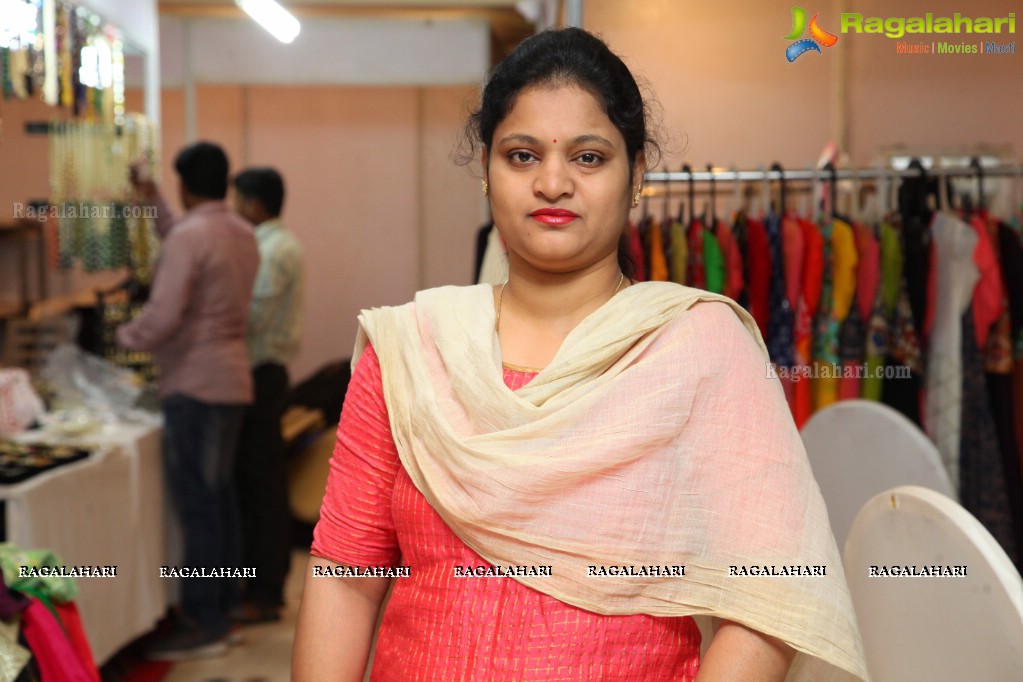 Neelya Bhavani launches Trendz Vivah Exhibition at Taj Krishna