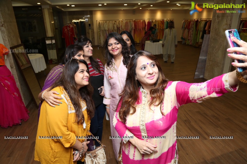 TS Luxury Festive Collection 2017 Launch at Tibrewala Residence
