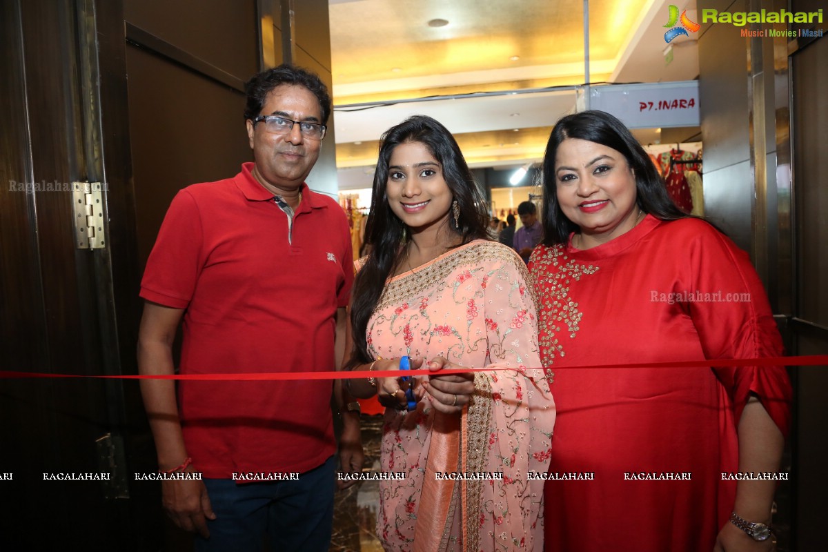 Mithuna Valiya launches Akriti Elite Exhibition and Sale at Park Hyatt