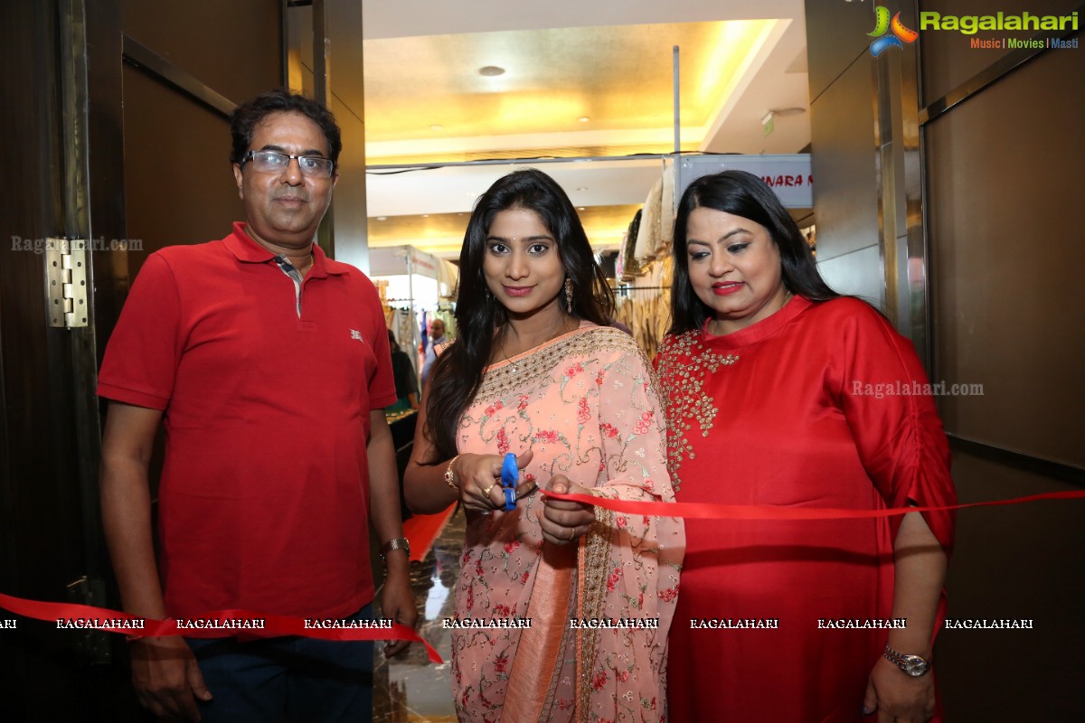 Mithuna Valiya launches Akriti Elite Exhibition and Sale at Park Hyatt