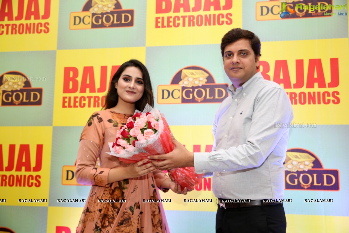Bajaj Electronics Gold Hungama Winner Announcement at Forum Sujana Mall