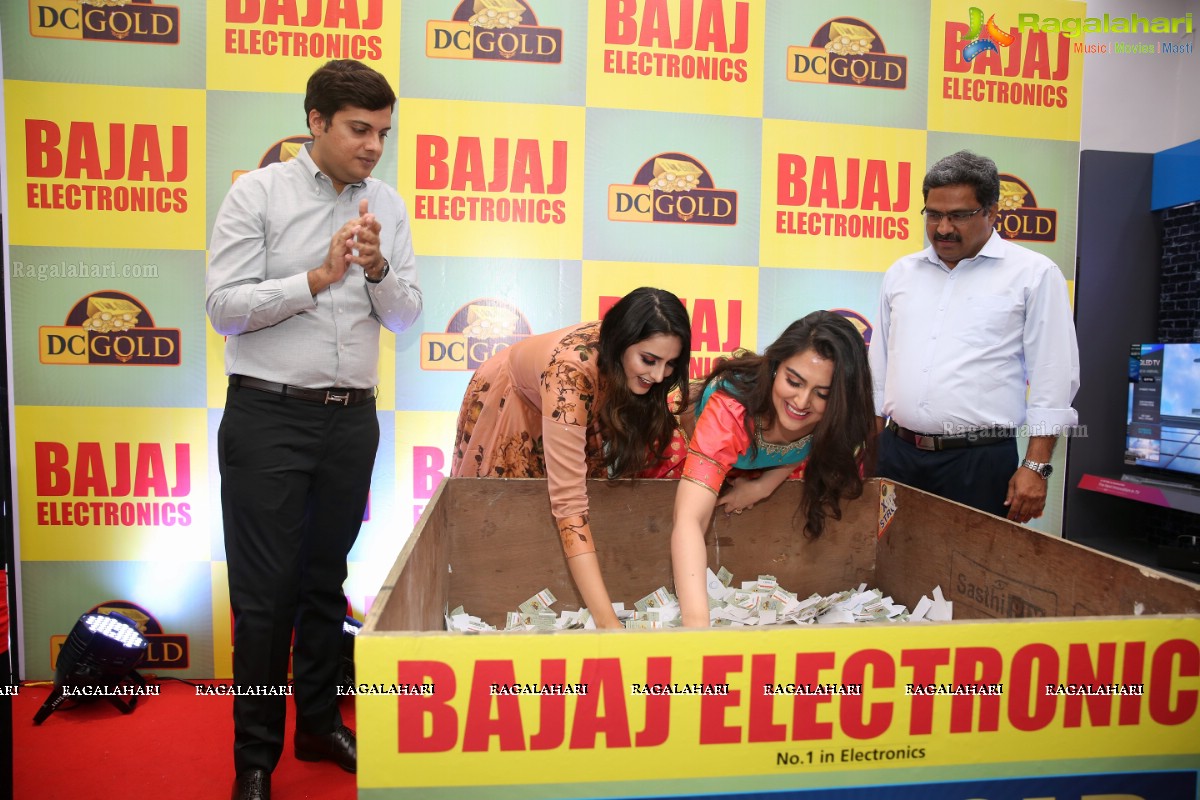 Bajaj Electronics Gold Hungama Winner Announcement at Forum Sujana Mall