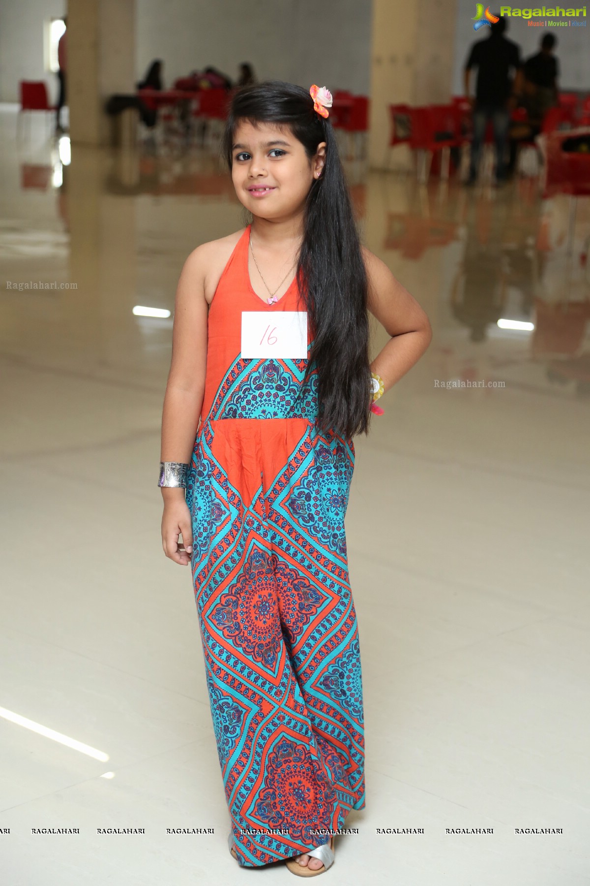 A Kid & Mom fashion Show at The Chennai Silks, Kukatpally