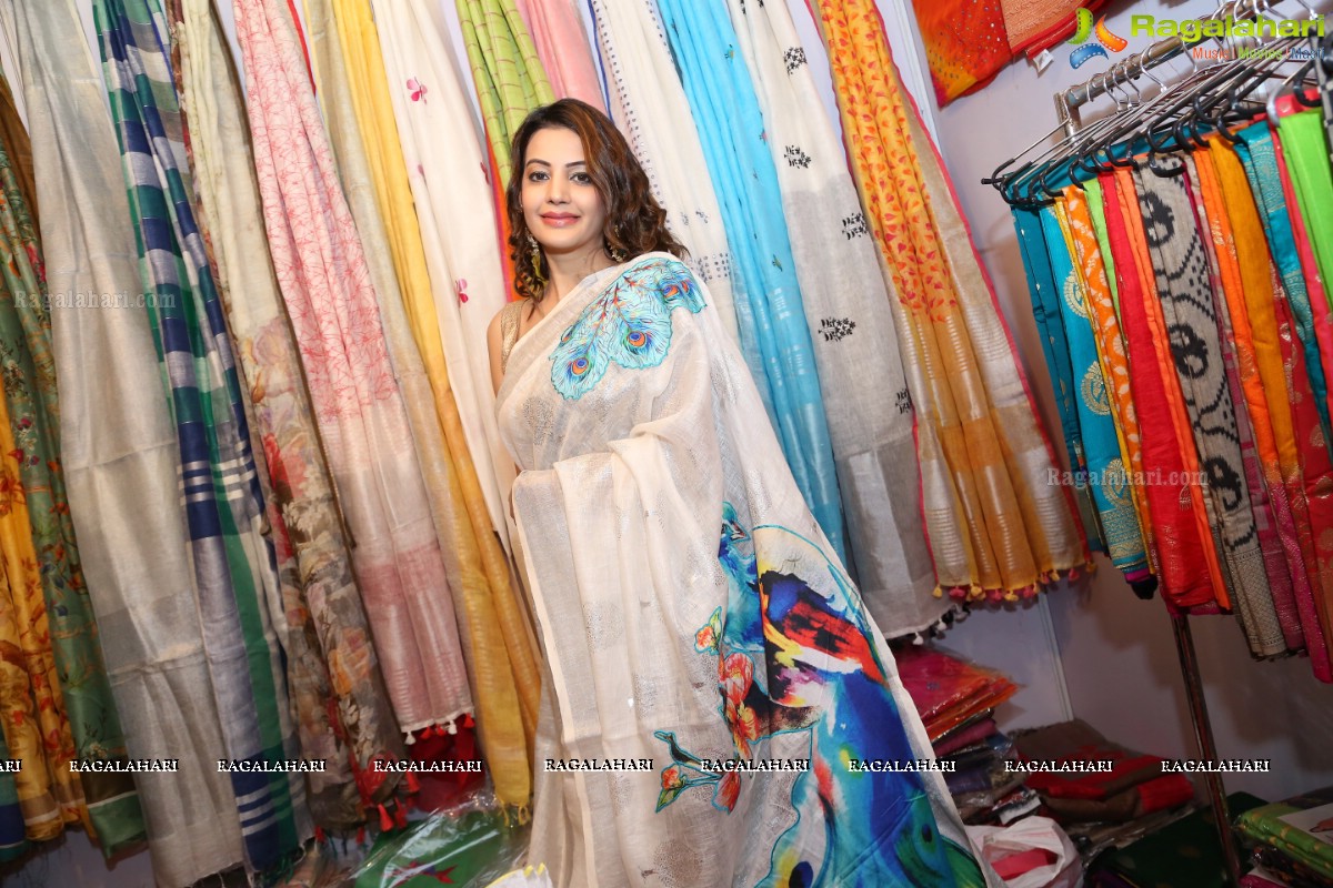 Diksha Panth launches Desire Designer Exhibition at N Convention