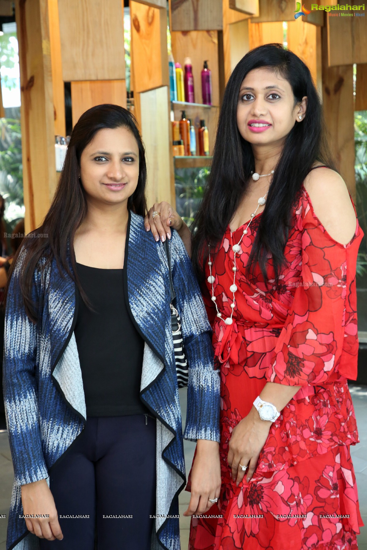 Divinos Ladies Club Spa Party by Manju Gamji & Shilpa Chaudhary at Juice Salon