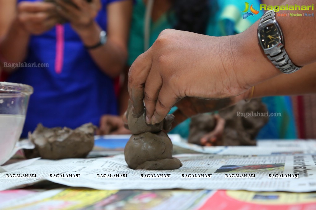 Saahaya Foundation Ganesh Idol Workshop at VSL Visual International Art Gallery, Hyderabad