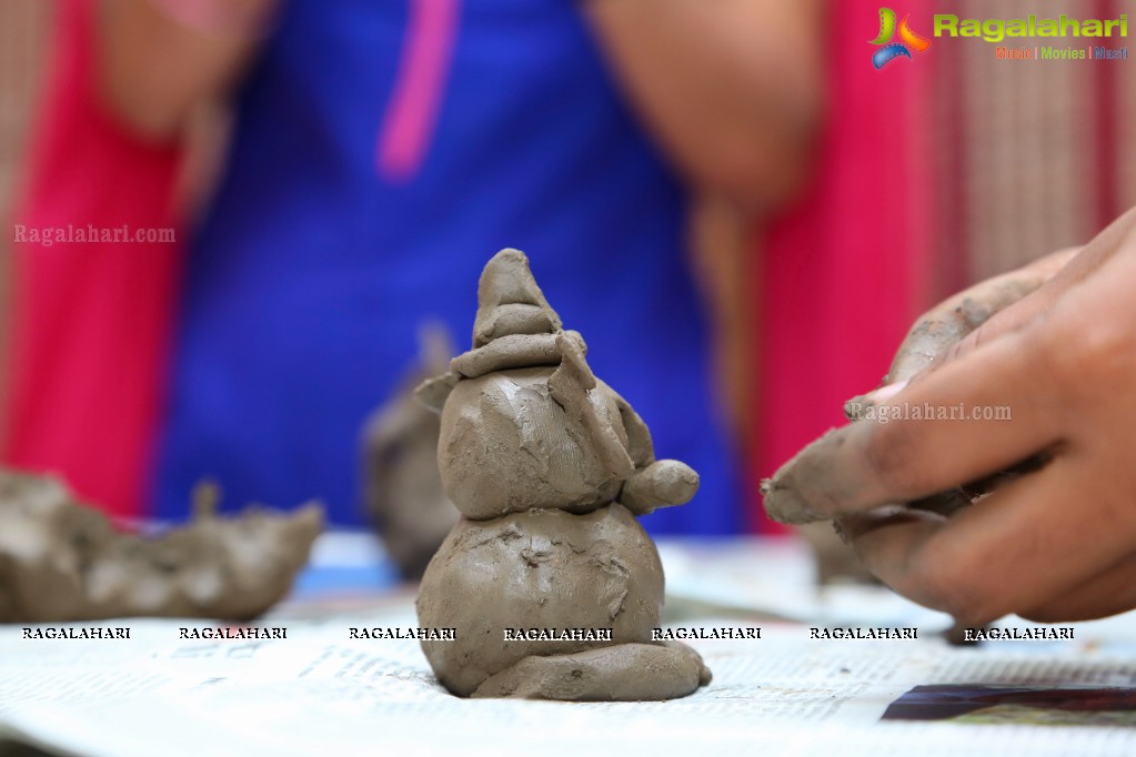 Saahaya Foundation Ganesh Idol Workshop at VSL Visual International Art Gallery, Hyderabad