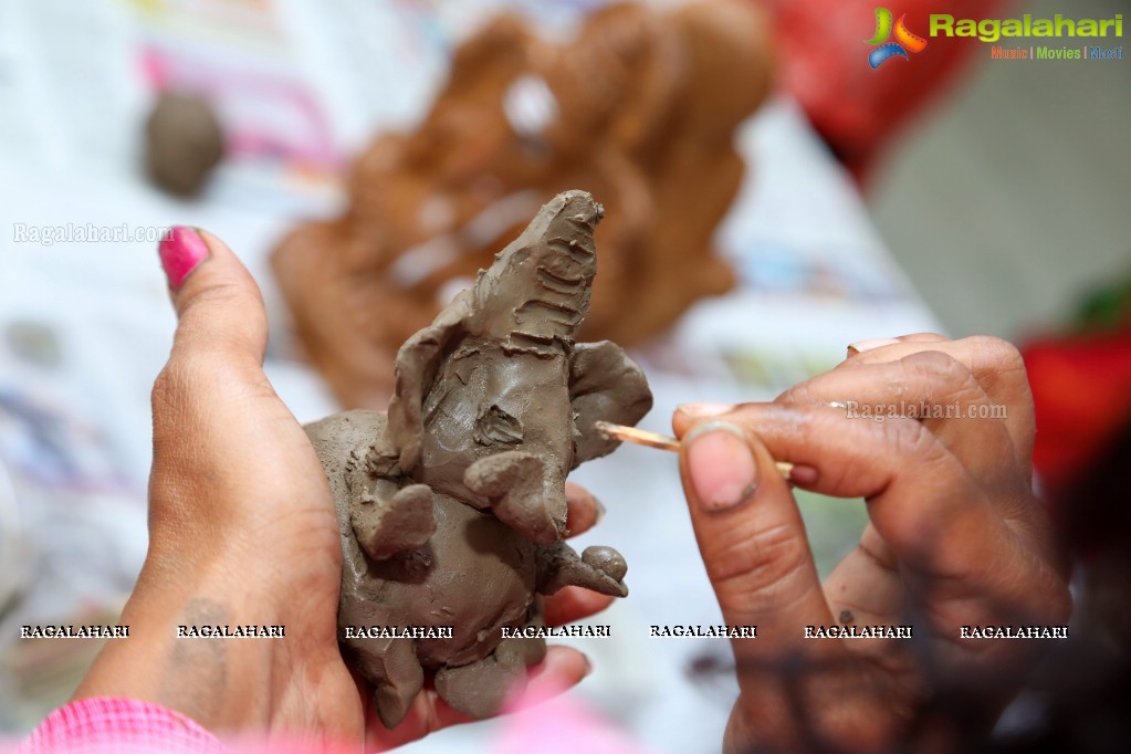 Saahaya Foundation Ganesh Idol Workshop at VSL Visual International Art Gallery, Hyderabad