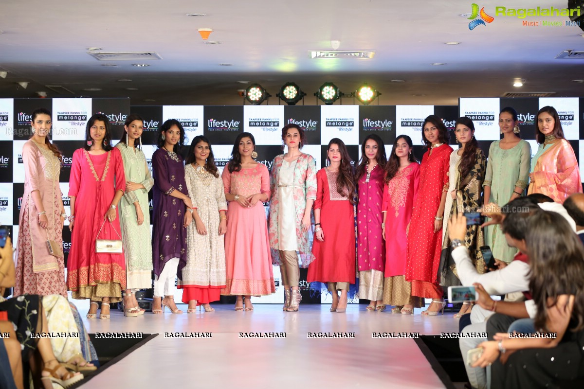 Taapsee Pannu inaugurates Lifestyle Festive Collection 2018