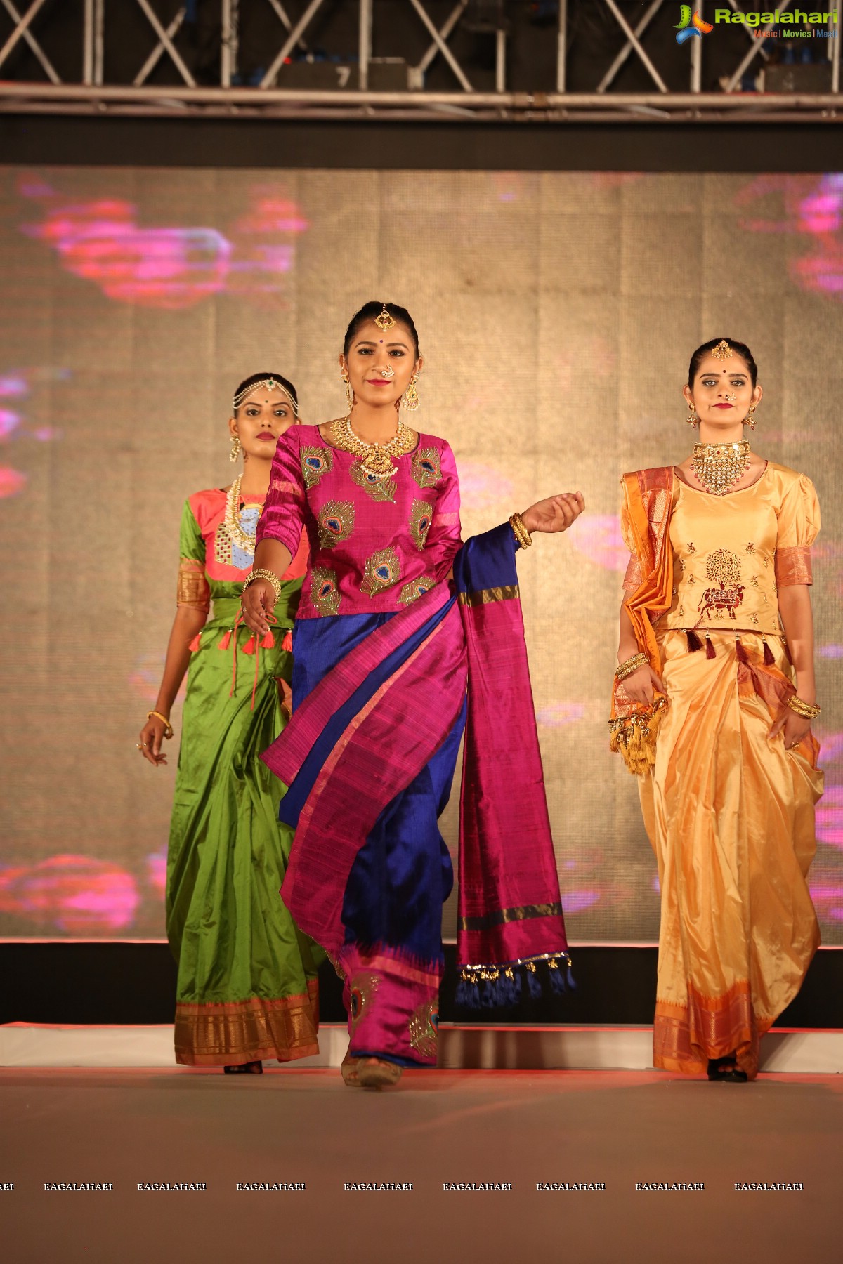 Maggam Telangana Vastra Show at N Convention