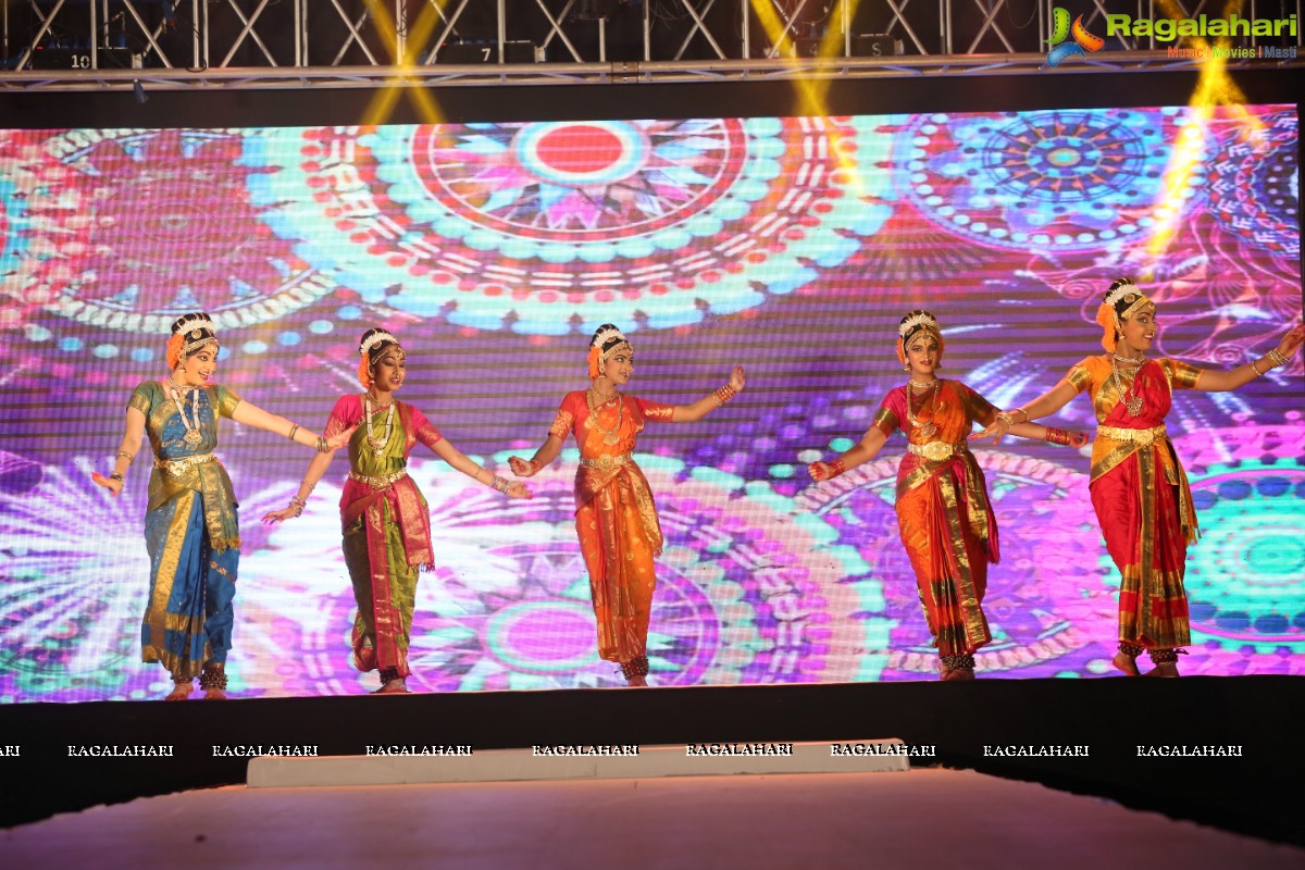 Maggam Telangana Vastra Show at N Convention