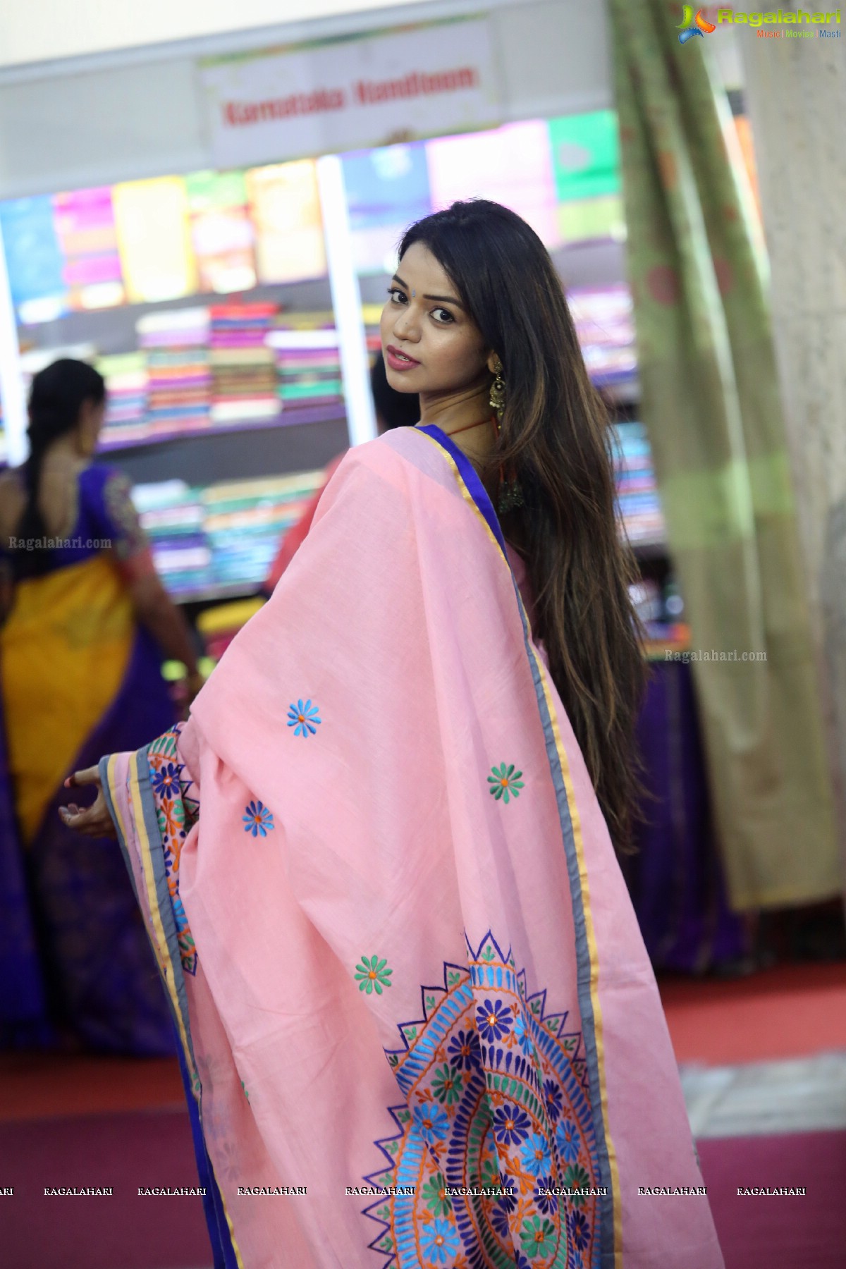 Bhavya Sri launches National Silk Expo at Sri Satya Sai Nigamagamam