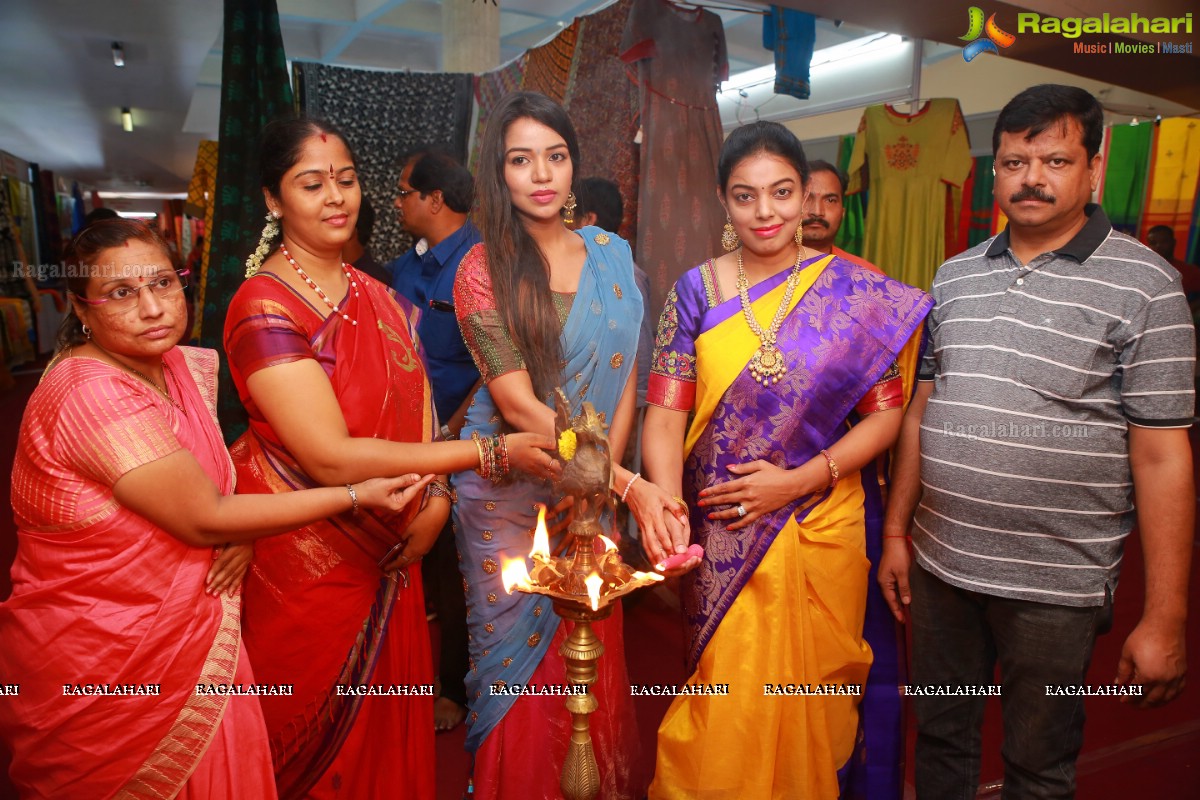 Bhavya Sri launches National Silk Expo at Sri Satya Sai Nigamagamam