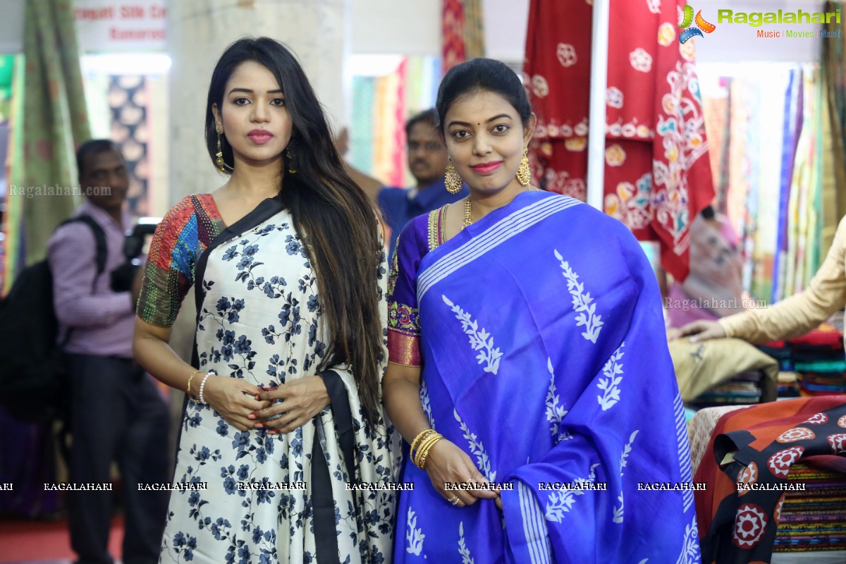 Bhavya Sri launches National Silk Expo at Sri Satya Sai Nigamagamam