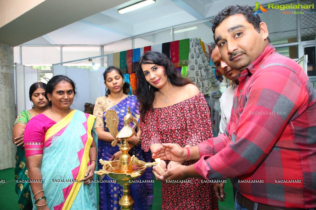 Ruchika Sharma launches Silk & Cotton Expo at Sri Satya Sai Nigamagamam