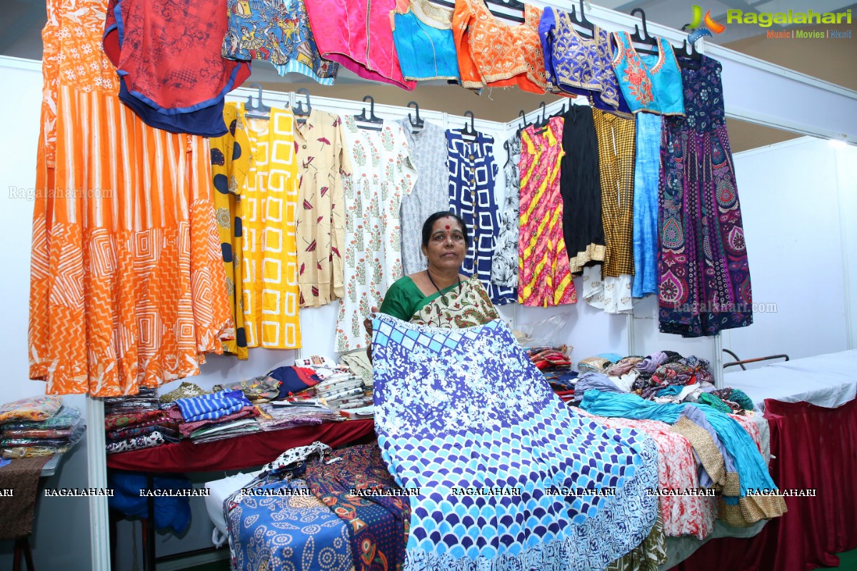 Ruchika Sharma launches Silk & Cotton Expo at Sri Satya Sai Nigamagamam