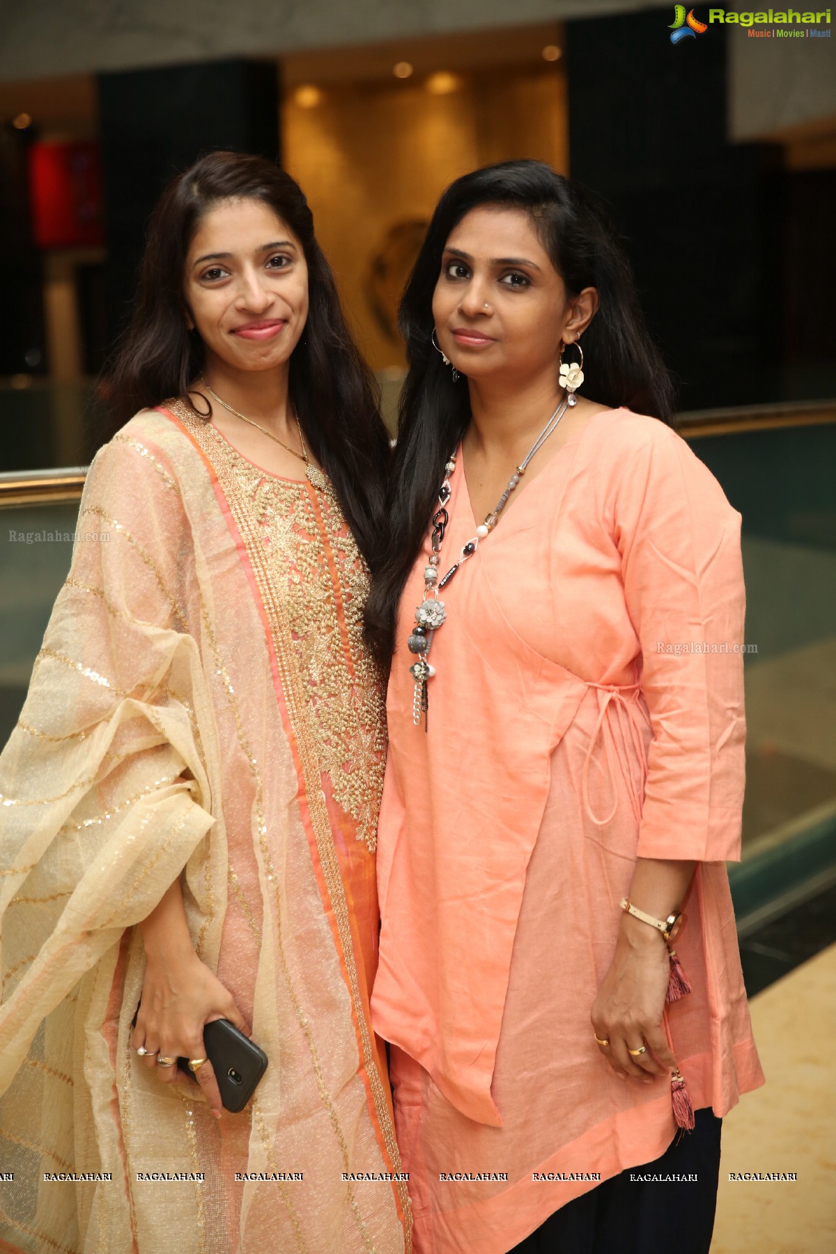 Mrs Saheli 2018 Fashion Show at Taj Vivanta
