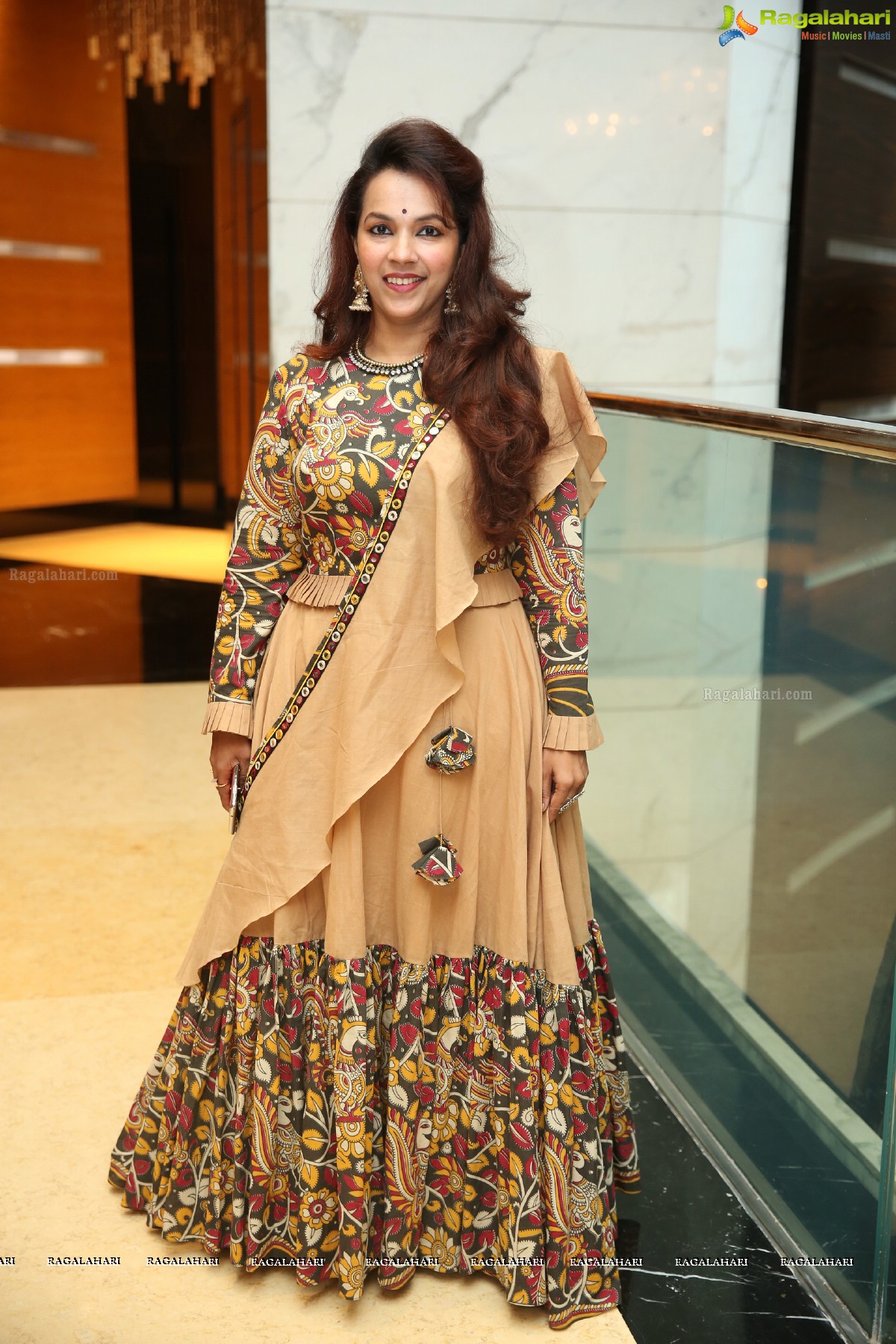 Mrs Saheli 2018 Fashion Show at Taj Vivanta