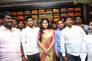 Anupama Parameshwaran at Kukatpally Kancheepuram VRK Silks