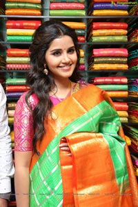 Anupama Parameshwaran at Kukatpally Kancheepuram VRK Silks