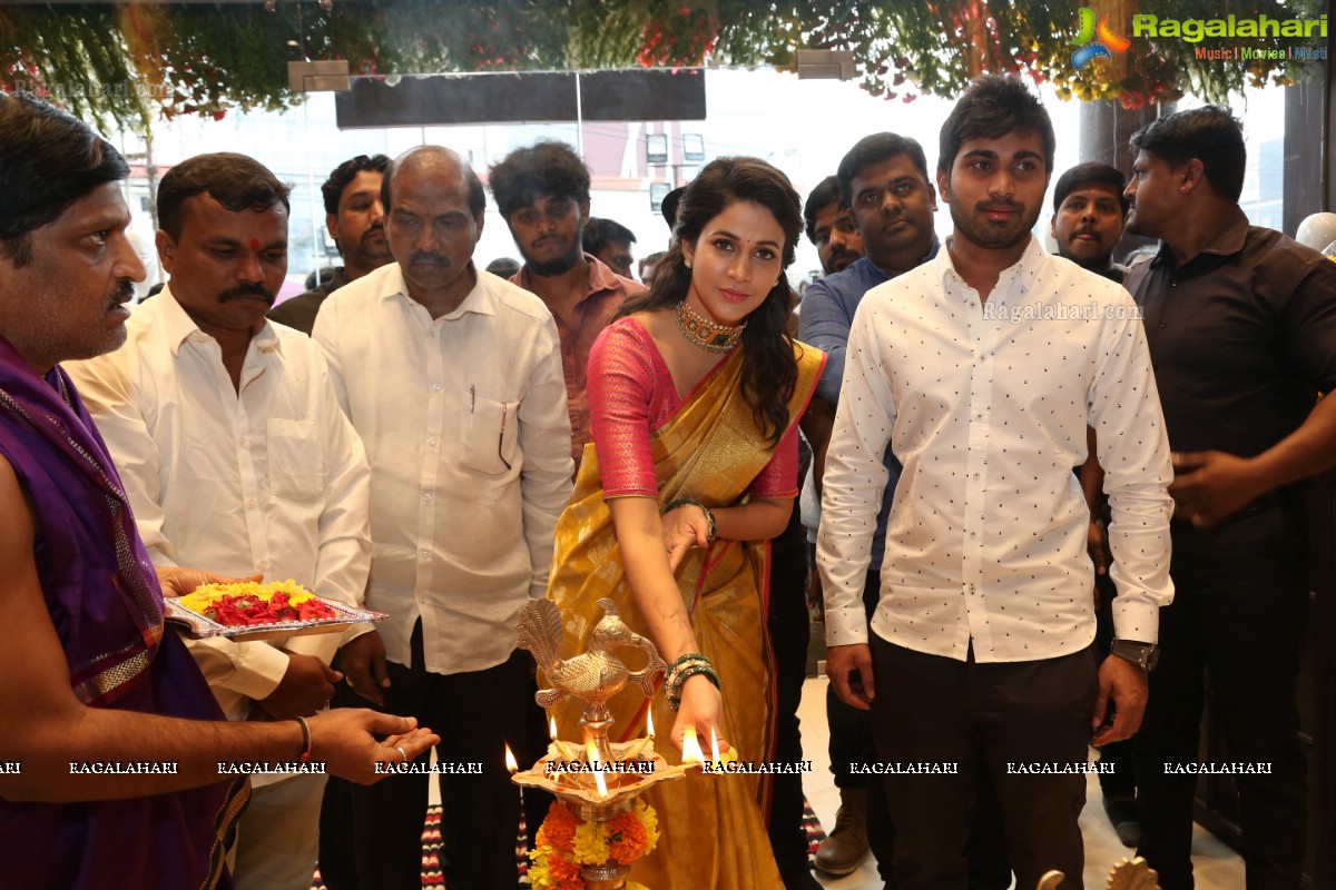 Kanchipuram Kamakshi Silks Grand Launch by Lavanya Tripathi at Woman's World, Chandanagar