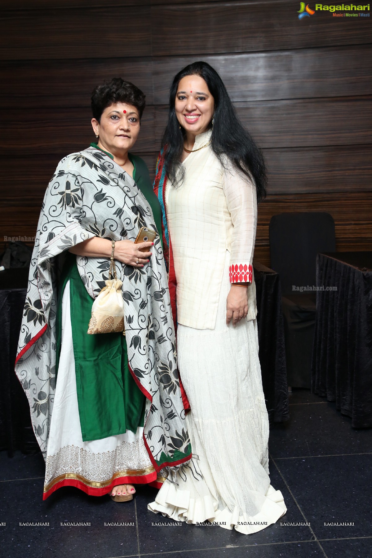 Bina Mehta‘s Garba Event of Festival of Joy & Happiness