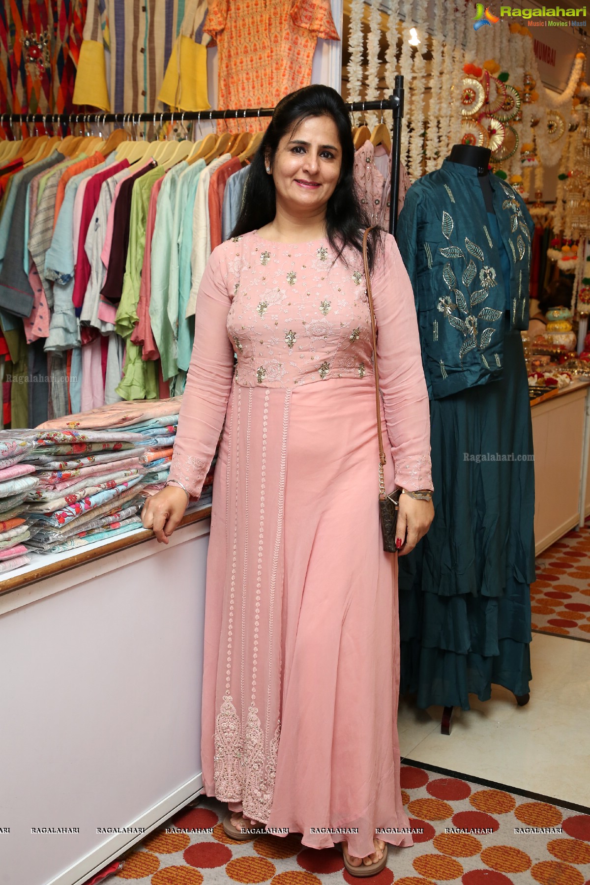 Khwaaish Lifestyle & Fashion Exhibition at Taj Krishna