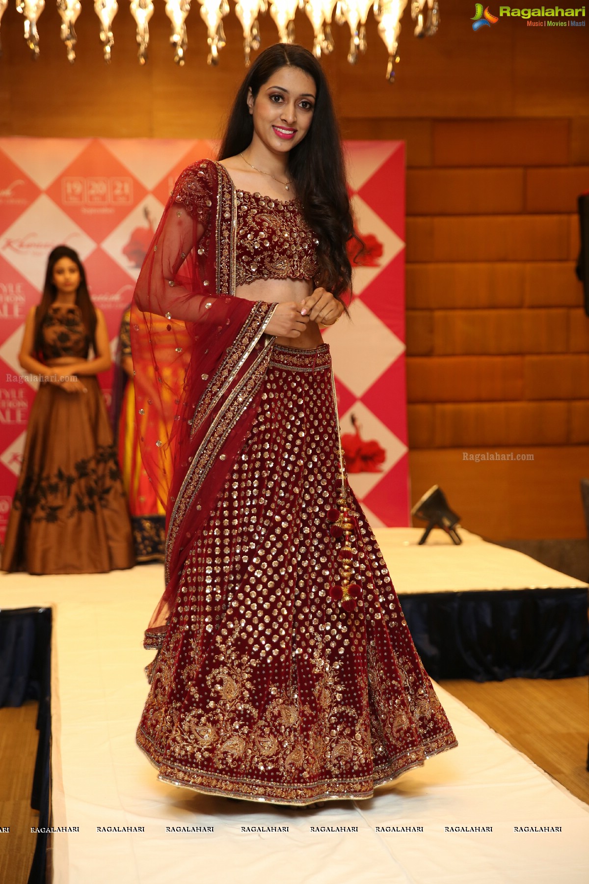 Khwaaish Grand Curtain Raiser and Fashion Showcase at Hotel Marigold