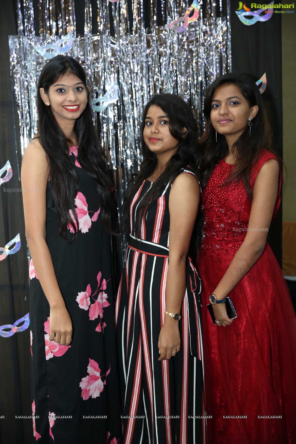 Lakhotia Institute of Designing Fresher's & Farewell Party 2019 & Fashion Show at Katriya Hotel