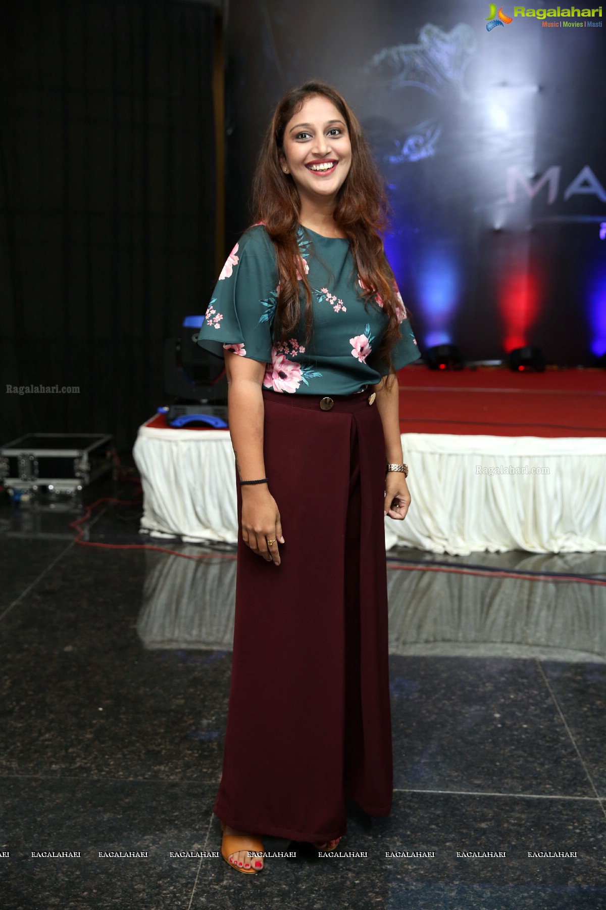 Lakhotia Institute of Designing Fresher's & Farewell Party 2019 & Fashion Show at Katriya Hotel