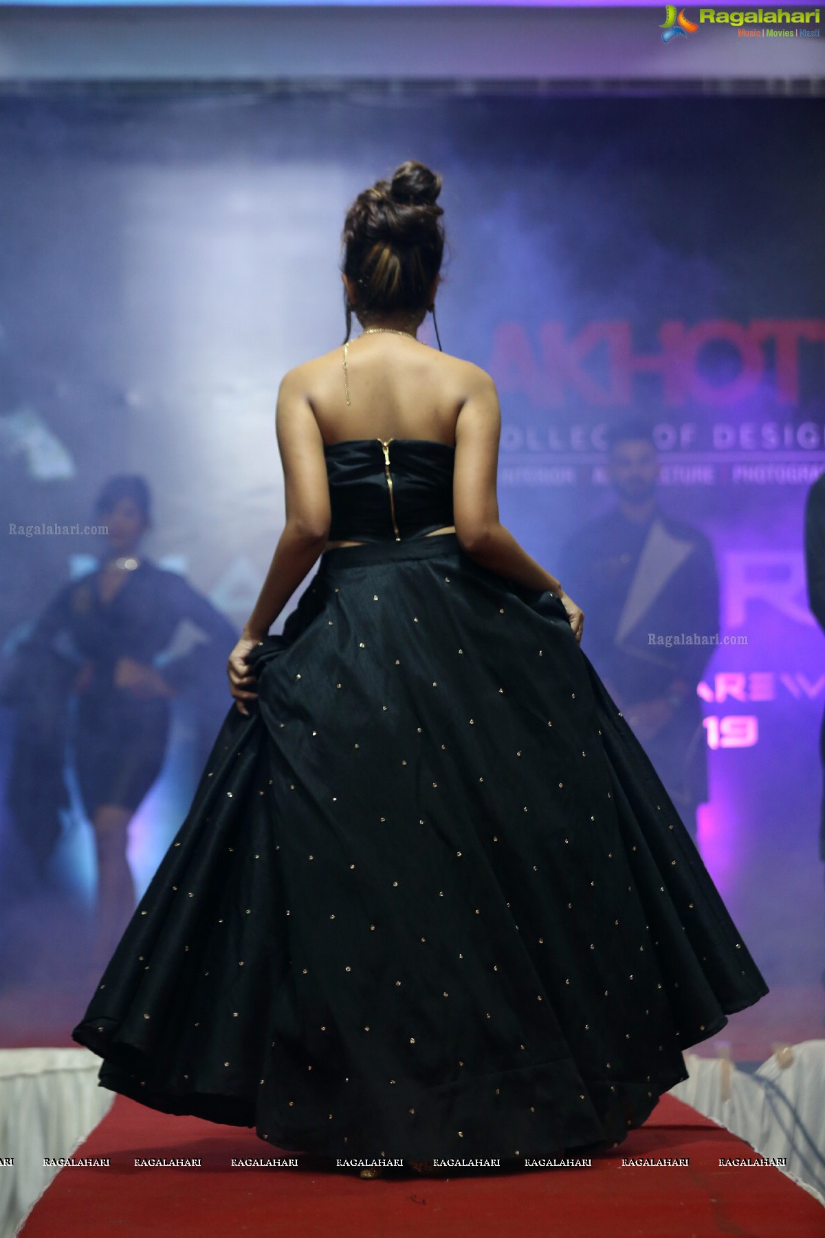 Lakhotia Institute of Designing Fresher's & Farewell Party 2019 & Fashion Show at Katriya Hotel