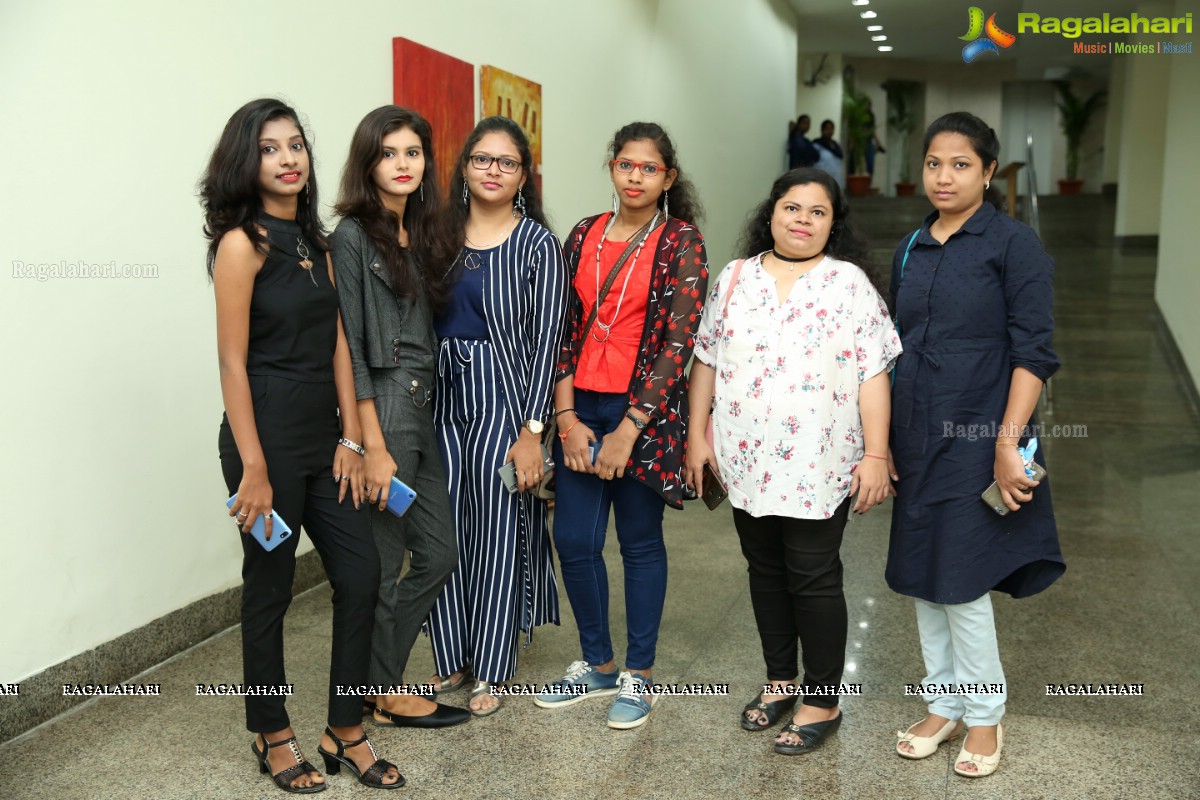 Lakhotia Institute of Designing Fresher's & Farewell Party 2019 & Fashion Show at Katriya Hotel