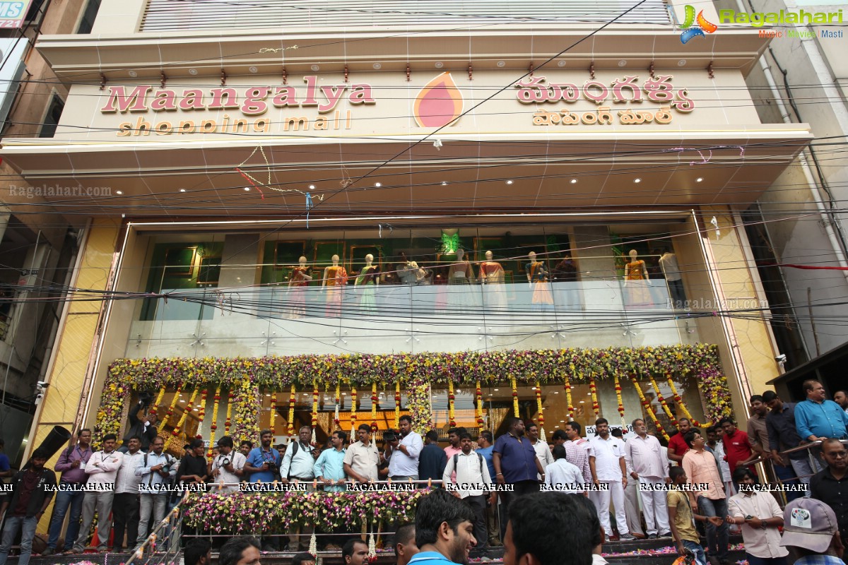 Maangalya Shopping Mall Launches Its New Showroom at Kukatpally