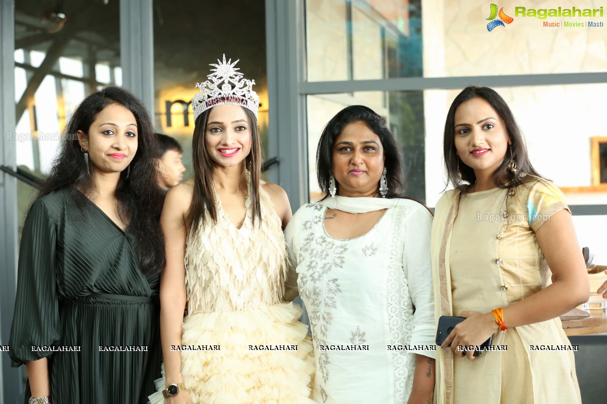 Mrs India Runnerup Preeti Harjs' Success Party