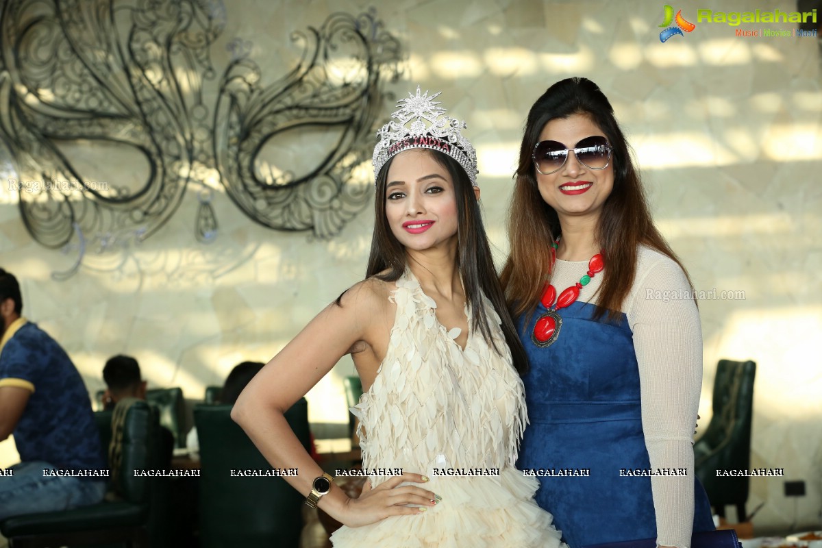 Mrs India Runnerup Preeti Harjs' Success Party