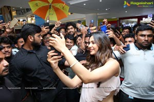 OPPO Reno2 Z First Sale Event at Sarath City Capital Mall