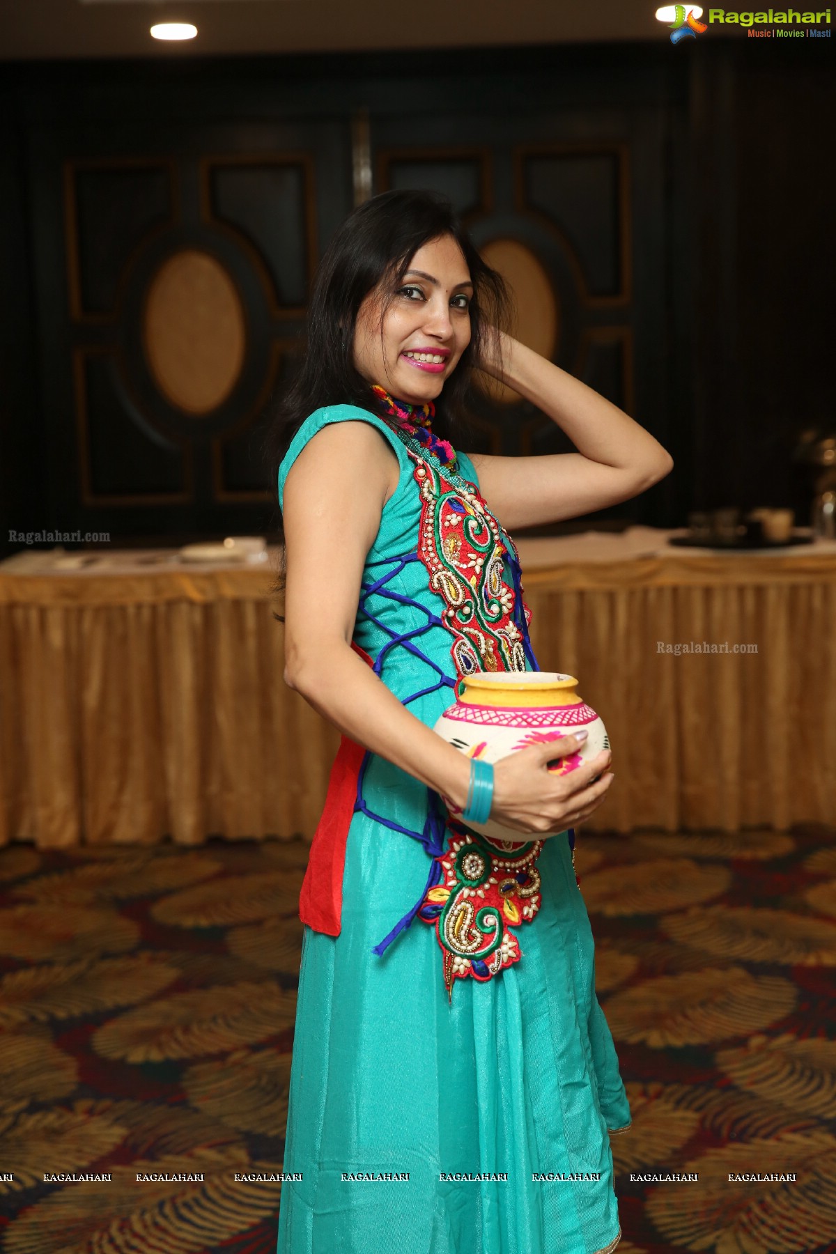 Phankaar Innovative Mind Organises Dandiya Dhamaal at Royal Reve Hotel