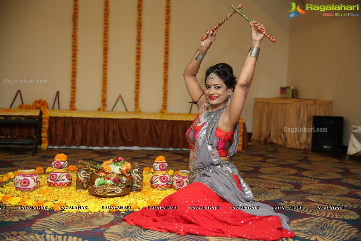 Phankaar Innovative Mind Organises Dandiya Dhamaal at Royal Reve Hotel